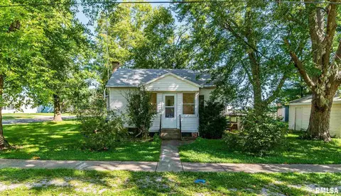 200 Mccormick Ave, Emden, IL 62635 photo 1