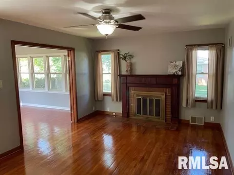 1913 E Keys Ave, Springfield, IL 62702 photo 9