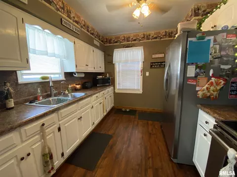 2525 S 6th St, Springfield, IL 62703 photo 7
