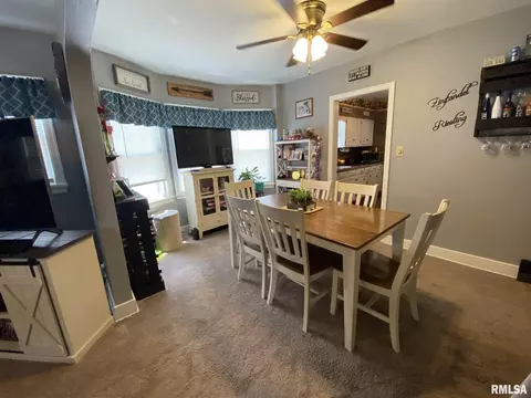 2525 S 6th St, Springfield, IL 62703 photo 8