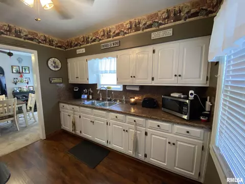 2525 S 6th St, Springfield, IL 62703 photo 6