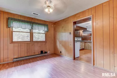 25876 Spaulding Rd, Greenview, IL 62642 photo 7