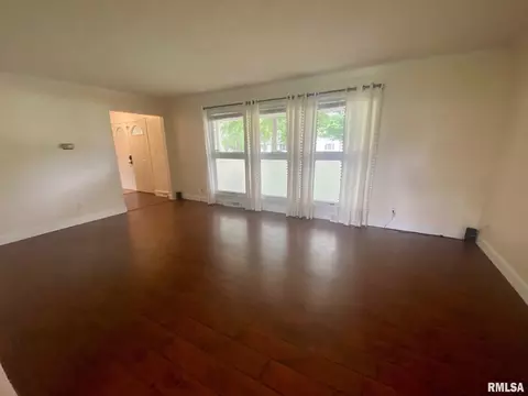 2233 West Rd, Springfield, IL 62707 photo 4