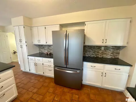 2233 West Rd, Springfield, IL 62707 photo 9