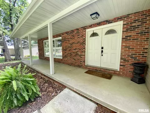 2233 West Rd, Springfield, IL 62707 photo 2