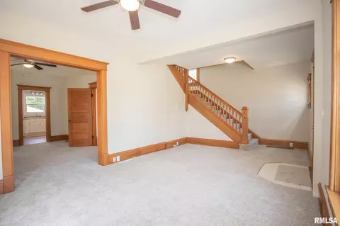 700 N Monroe St, Abingdon, IL 61410 photo 5