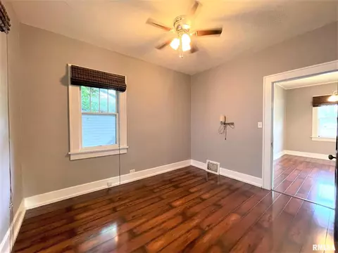 801 S Columbia Ave, Springfield, IL 62704 photo 15