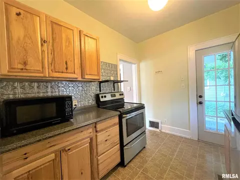 801 S Columbia Ave, Springfield, IL 62704 photo 7