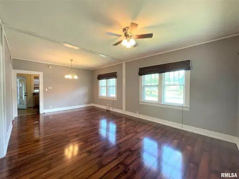 801 S Columbia Ave, Springfield, IL 62704 photo 2