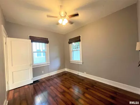 801 S Columbia Ave, Springfield, IL 62704 photo 13