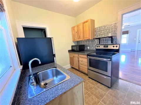 801 S Columbia Ave, Springfield, IL 62704 photo 8