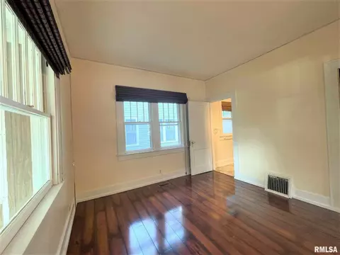 801 S Columbia Ave, Springfield, IL 62704 photo 9