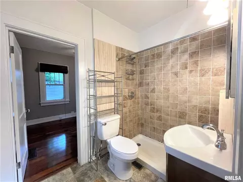 801 S Columbia Ave, Springfield, IL 62704 photo 11