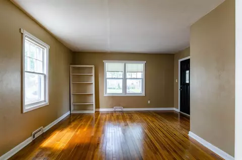 2024 N 20th St, Springfield, IL 62702 photo 5