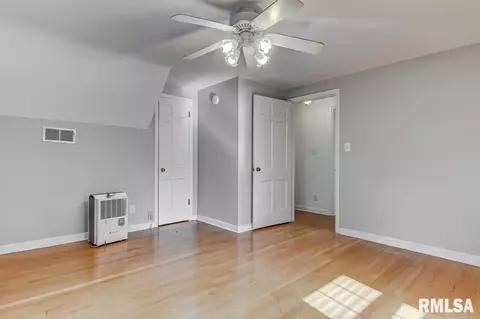 2043 S Walnut Rd, Springfield, IL 62704 photo 17