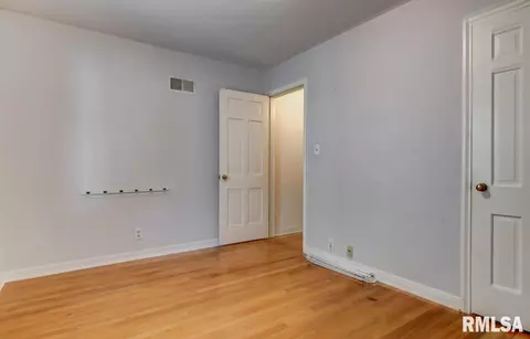 2043 S Walnut Rd, Springfield, IL 62704 photo 14