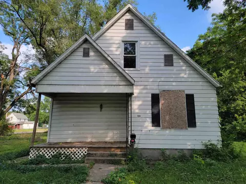 906 S 16th St, Springfield, IL 62703 photo 2