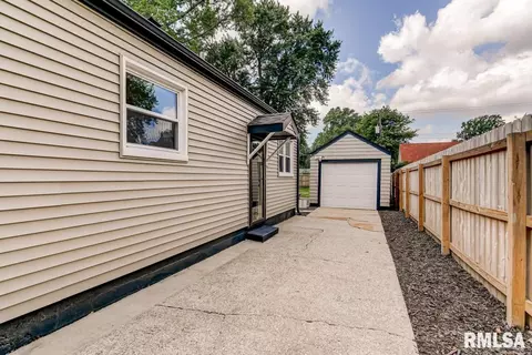 3209 S 5th St, Springfield, IL 62703 photo 21
