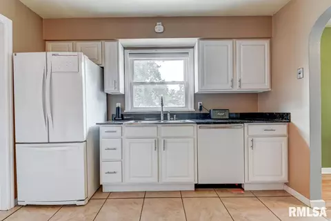 3209 S 5th St, Springfield, IL 62703 photo 11
