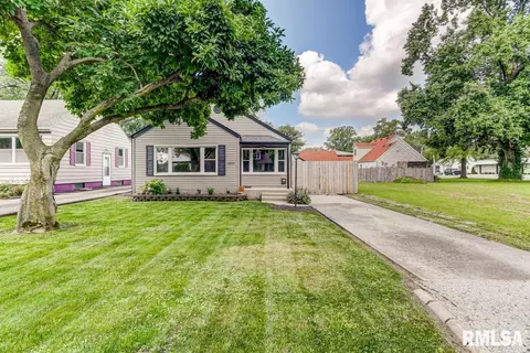 3209 S 5th St, Springfield, IL 62703 photo 2