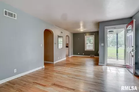 3209 S 5th St, Springfield, IL 62703 photo 6