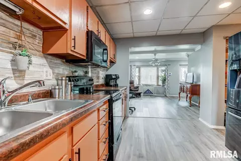 2012 S Spring St, Springfield, IL 62704 photo 15