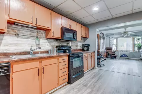 2012 S Spring St, Springfield, IL 62704 photo 16