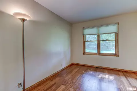 2744 Hedge Ln, Springfield, IL 62707 photo 17
