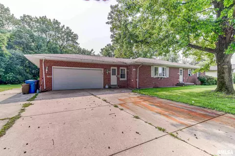 2744 Hedge Ln, Springfield, IL 62707 photo 4