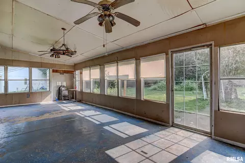 2744 Hedge Ln, Springfield, IL 62707 photo 21