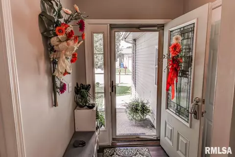 2919 Apt 11 S Meadowbrook St, Springfield, IL 62711 photo 4