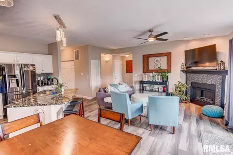 2919 Apt 11 S Meadowbrook St, Springfield, IL 62711 photo 6