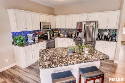 2919 Apt 11 S Meadowbrook St, Springfield, IL 62711 photo 9