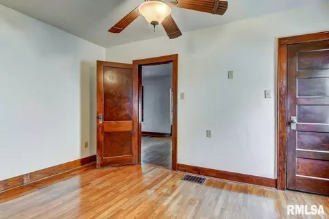3324 S Spring St, Springfield, IL 62703 photo 13