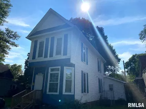 1823 S 8th St, Springfield, IL 62704 photo 1