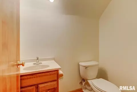 2373 E Converse Ave, Springfield, IL 62702 photo 21
