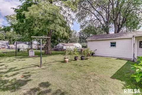 2373 E Converse Ave, Springfield, IL 62702 photo 32