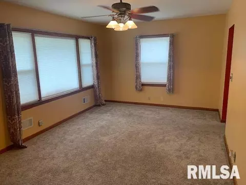 3536 Stanton St, Springfield, IL 62703 photo 9
