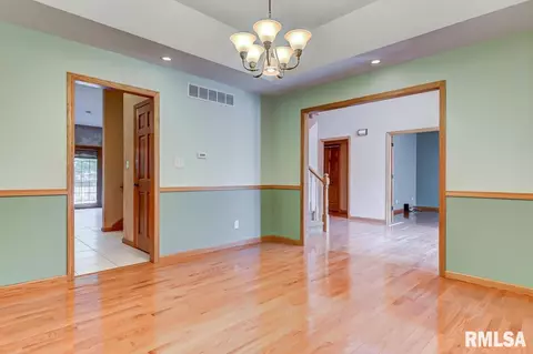 6409 Willow Springs Rd, Springfield, IL 62712 photo 17