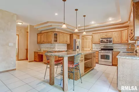 6409 Willow Springs Rd, Springfield, IL 62712 photo 13