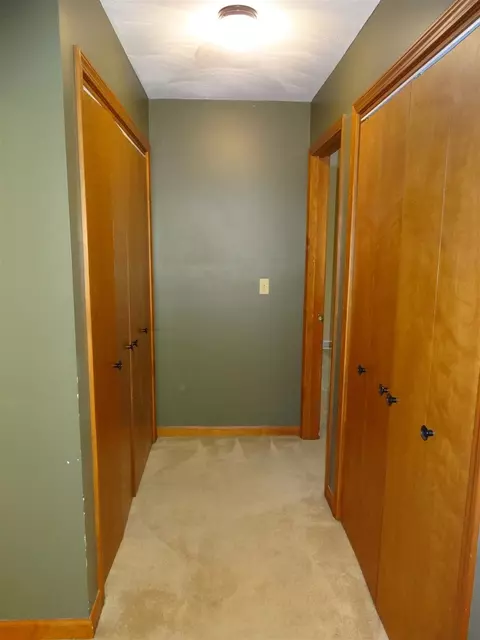 2104 Brook Mill Ct, Springfield, IL 62704 photo 19