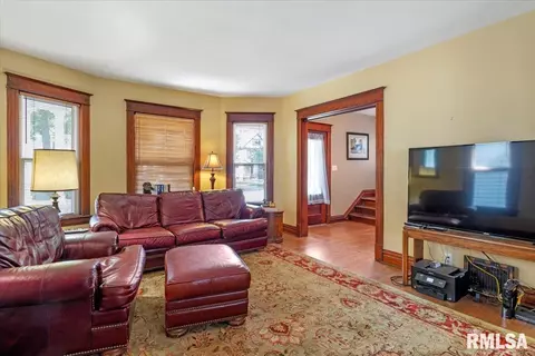 840 S Macarthur Blvd, Springfield, IL 62704 photo 5