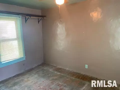 617 N Wesley St, Springfield, IL 62702 photo 9
