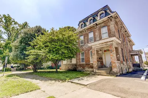 1211 S 6th St, Springfield, IL 62703 photo 1