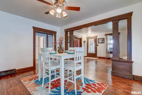 2061 N 7th St, Springfield, IL 62702 photo 12
