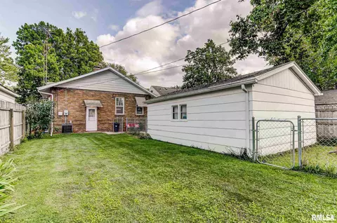 2061 N 7th St, Springfield, IL 62702 photo 28