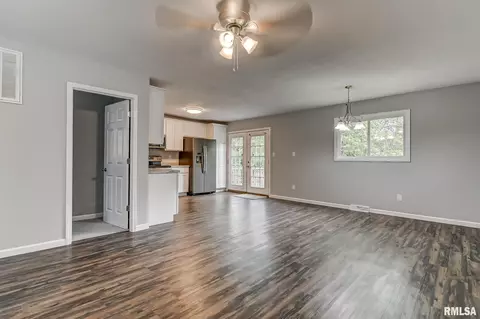 2013 Stockton Dr, Springfield, IL 62703 photo 6