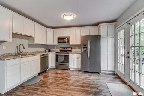 2013 Stockton Dr, Springfield, IL 62703 photo 12