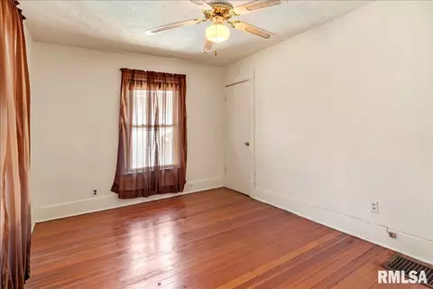 1420 S 4th St, Springfield, IL 62703 photo 24