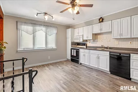 1420 S 4th St, Springfield, IL 62703 photo 9